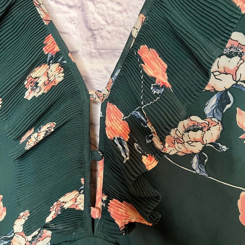 Lulu's Green Floral Maxi Dress - Picture 6 of 8